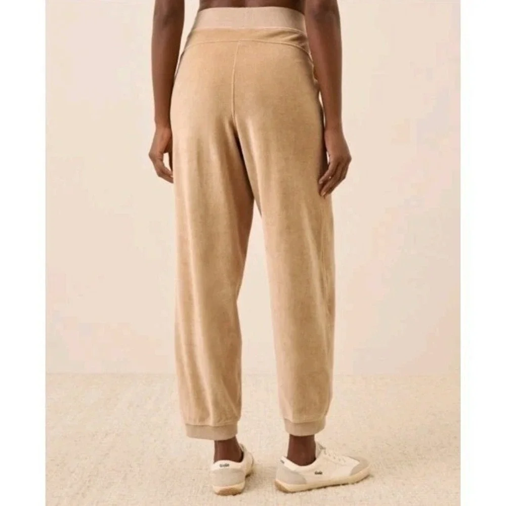 Pact Women's Large Organic Cotton Pure Velour Relaxed Sweatpant $98 Sesame Beige